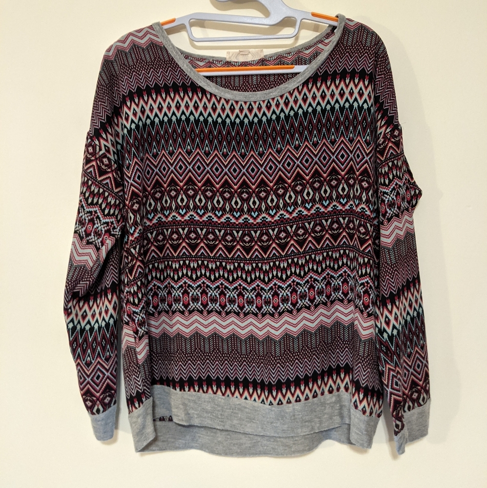 Long Sleeved Geometric Style Shirt